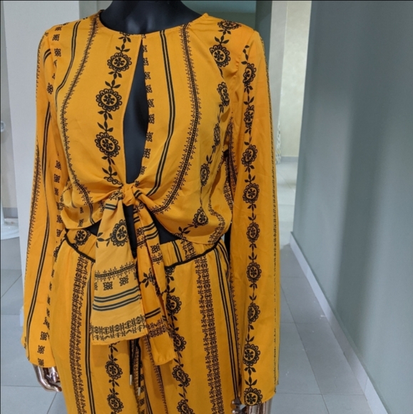 HOUSE OF HARLOW 1960 X REVOLVE 2 SET Joni Pants & Jane Blouse Inca Tribal Print - Picture 9 of 15